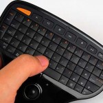 Perangkat Lenovo Multimedia Remote Dengan keyboard Sebagai Aksesoris yang Ideal Untuk HTPC